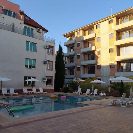 Apartment In Complex Tara Rawda Exterior foto