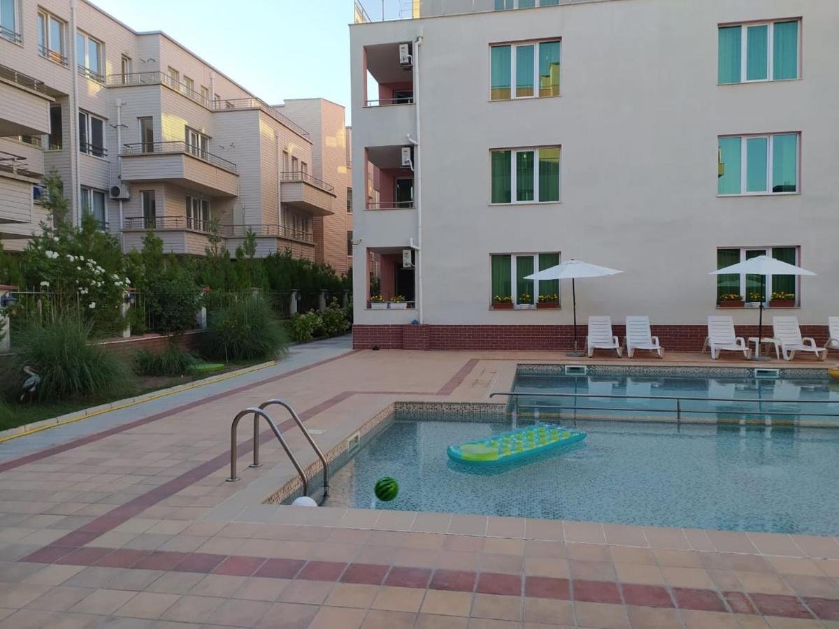 Apartment In Complex Tara Rawda Exterior foto
